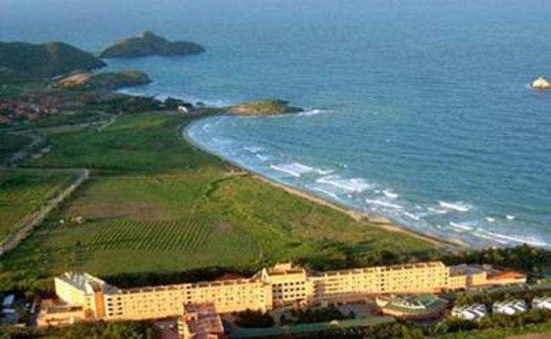 Отель Portofino Complex Playa El Agua Экстерьер фото