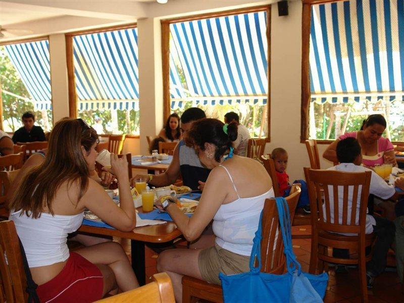 Отель Portofino Complex Playa El Agua Экстерьер фото
