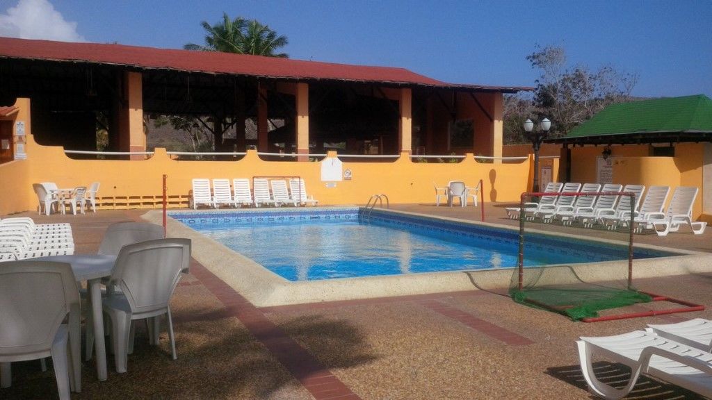 Отель Portofino Complex Playa El Agua Экстерьер фото