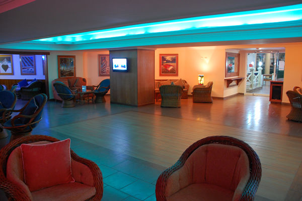 Отель Portofino Complex Playa El Agua Экстерьер фото