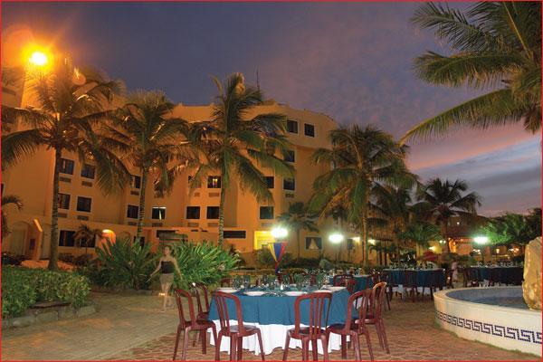 Отель Portofino Complex Playa El Agua Экстерьер фото