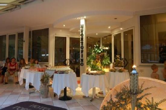 Отель Portofino Complex Playa El Agua Экстерьер фото